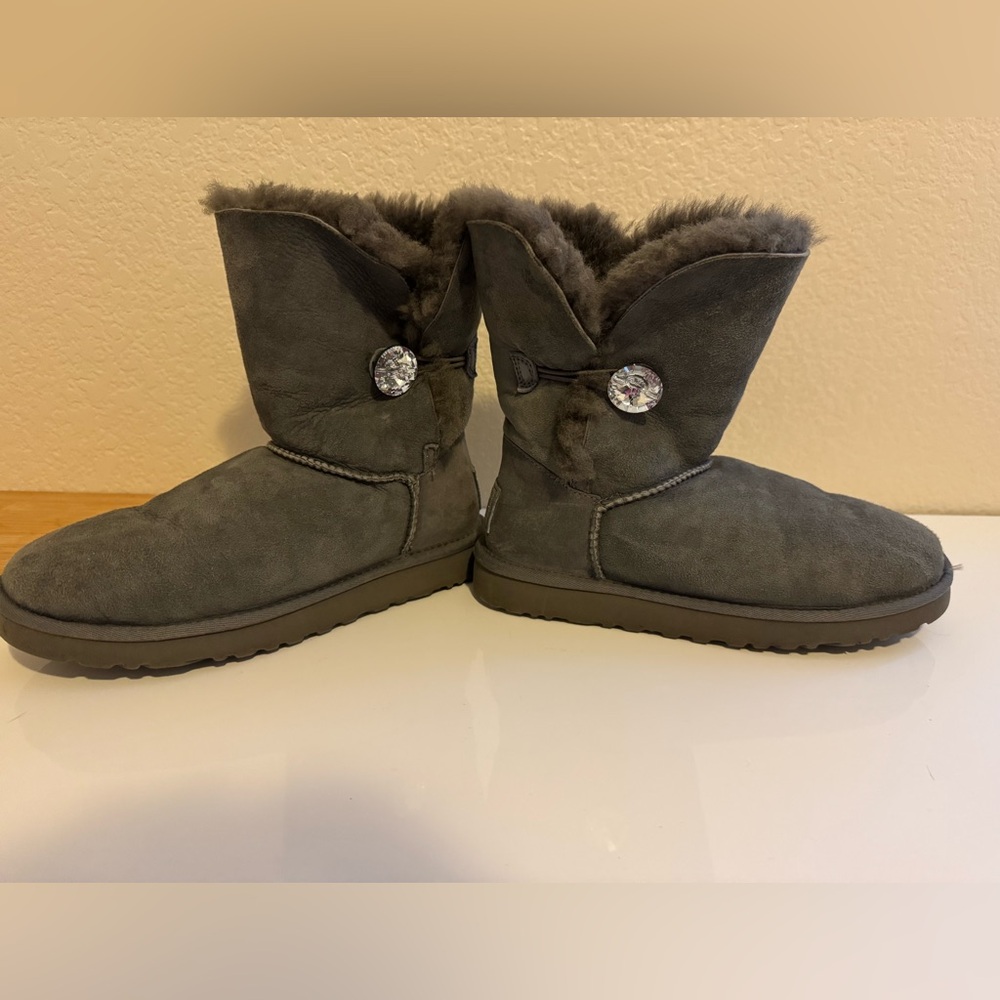 Swarovski Ugg Boots-short not  MINI